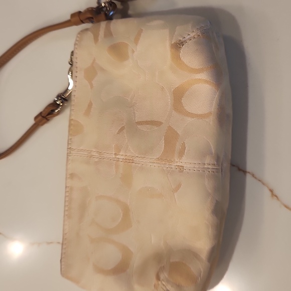 Coach Wristlet Small Bag - Picture 5 of 7